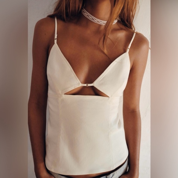 Zara stretchy fitted top - Picture 1 of 8